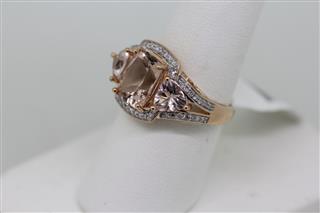 10k Rose Gold Morganite Diamond Cocktail Ring - size 7